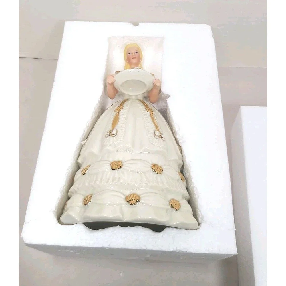 Lenox Christmas Sweet Delight 2011 Figurine 8.5